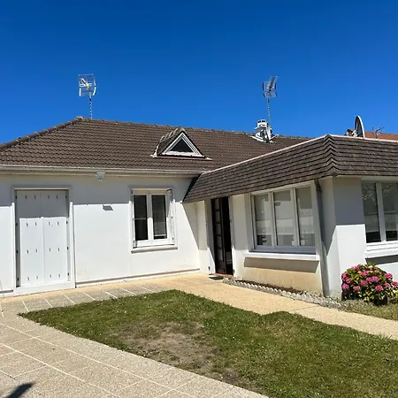 Maison Historique Familiale 300m De La Sword Prázdninový dům Ouistreham