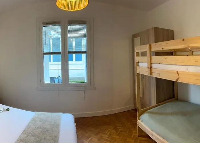 Maison Historique Familiale 300m De La Sword Dom wakacyjny